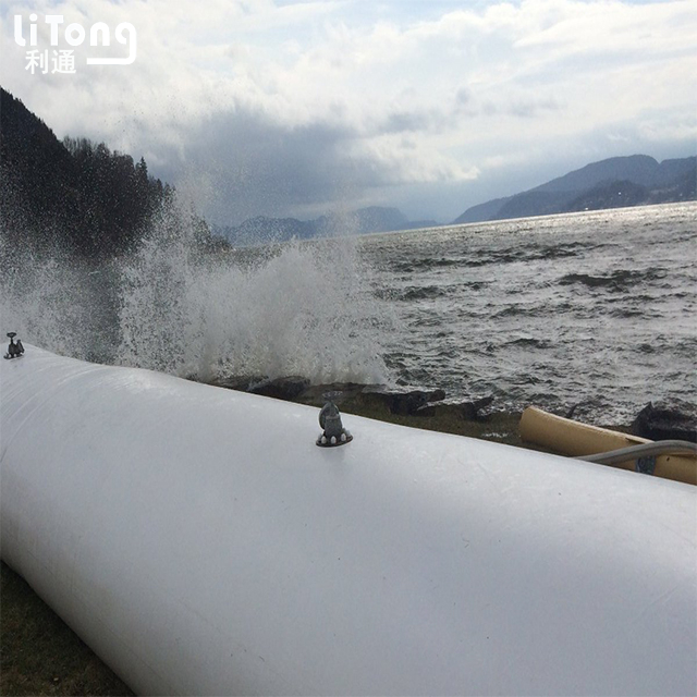 1.2MM 1500GSM PVC Mesh Coated Tarpaulin For Inflatable Water Filled Flood Control Barrier