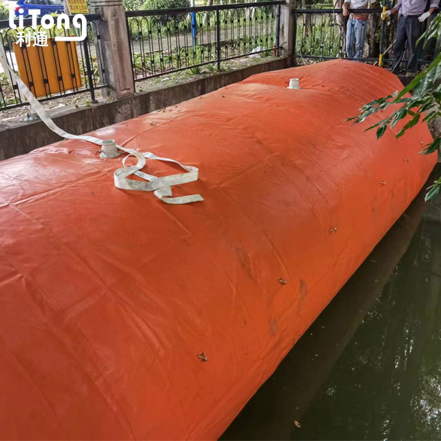 Big PVC Bladder Storage Water For Flood Barrier