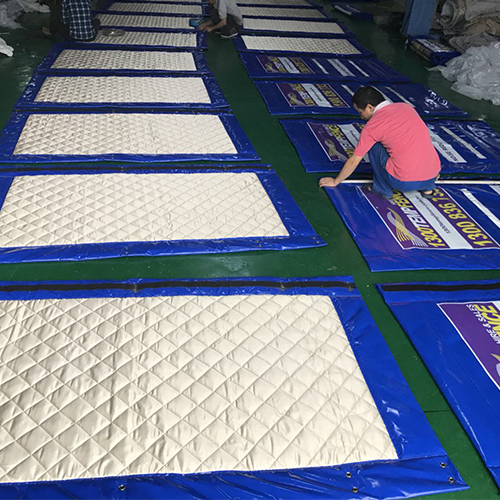 PVC mesh cloth, waterproof, flame-retardant soundproof protective mat