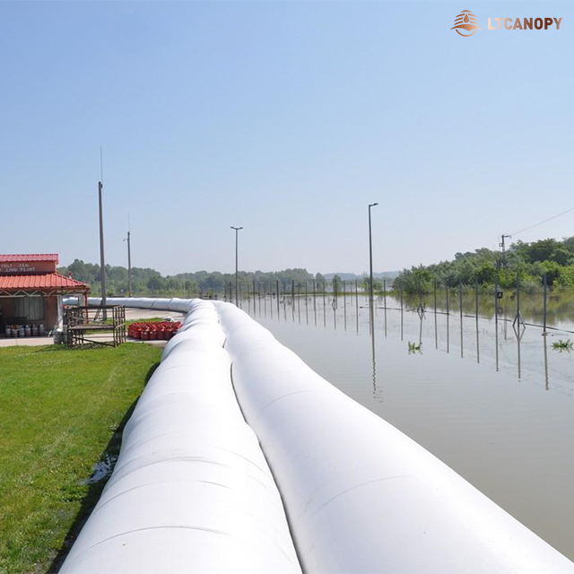 White PVC Mesh Coated Tarpaulin For Inflatable Flood Barriers