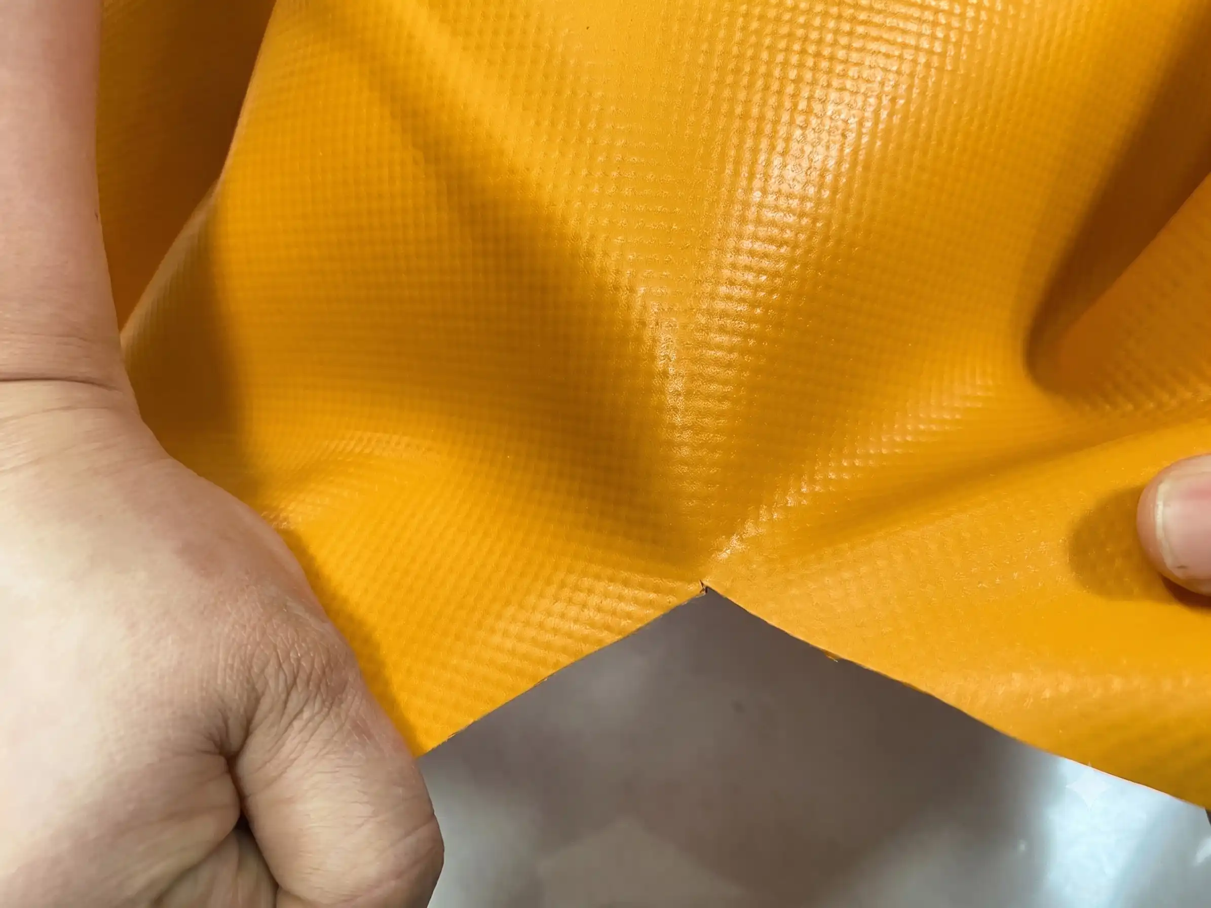 High tensile strength raw material for flood defence barrier
